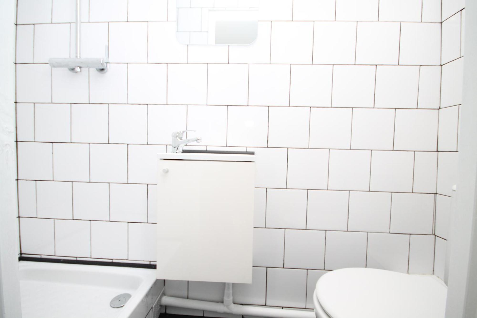 08 - Chambre Proche Paris Et Transports Avec Tv Wifi Saint-Denis  Eksteriør bilde